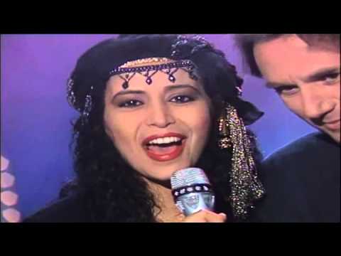 Youtube: Ofra Haza & Stefan Waggershausen - Jenseits von Liebe 1993