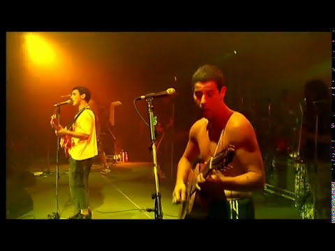 Youtube: Manu Chao - Radio Bemba Concert in Paris 2001