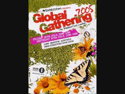 Youtube: Mickey Finn @ Global Gathering 2005 (4/5)