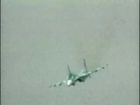 Youtube: НЛО уничтожает Су-27?/UFO vs Su-27 airplane?