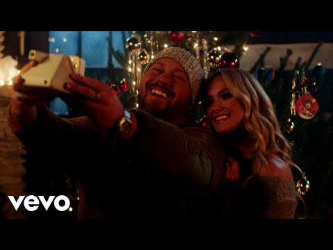 Youtube: Mitchell Tenpenny, Meghan Patrick - I Hope It Snows (Official Video)
