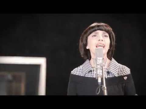 Youtube: Mireille Mathieu - Une Vie d'Amour en studio