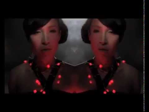 Youtube: Little Dragon - Constant Surprises (Official Video)