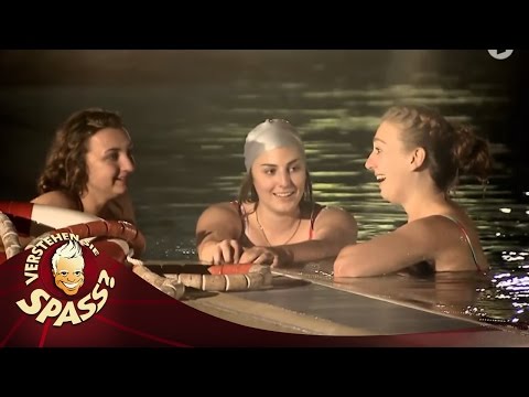 Youtube: Die hat's verdient: Nachts im Freibad mit Michael Kessler | Verstehen Sie Spaß?