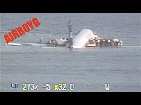 Youtube: US Airways 1549 Landing • Hudson River CCTV