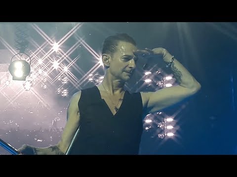Youtube: Depeche Mode - Everything Counts (Cologne Lanxess Arena 15.01.18)