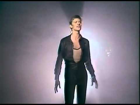 Youtube: David Bowie - Heroes