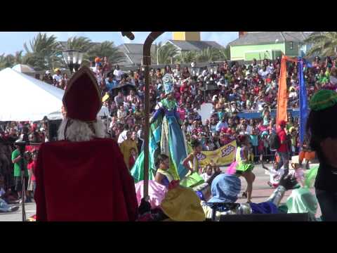 Youtube: Ravike Curaçao HD - Intocht Sanikolas 2012