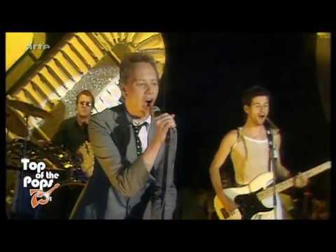 Youtube: Joe Jackson - Is She Really Going Out With Him