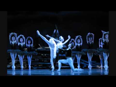 Youtube: Tchaikovsky - Swan Lake - 24 Danse napolitane