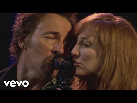 Youtube: Bruce Springsteen with the Sessions Band - If I Should Fall Behind (Live In Dublin)