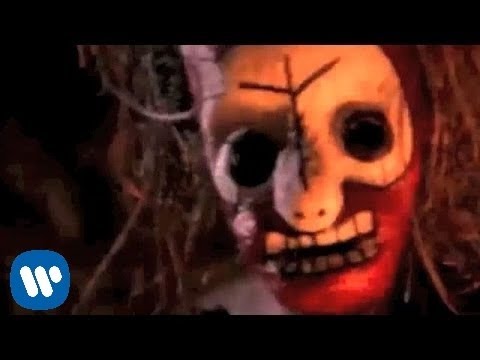 Youtube: Sepultura - Roots Bloody Roots [OFFICIAL VIDEO]