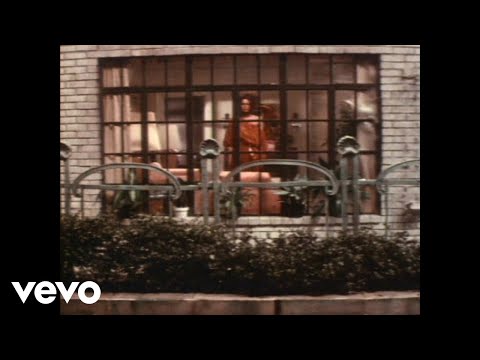Youtube: Ray Parker Jr. - Ghostbusters (Official Video)
