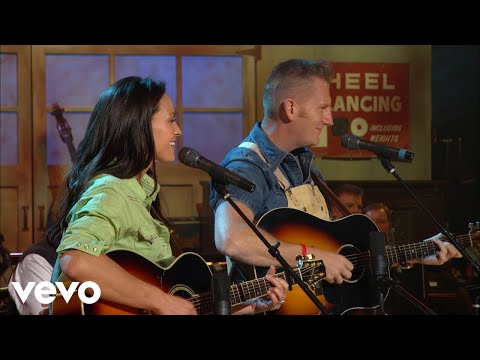 Youtube: Joey and Rory - That's Important to Me [Live]