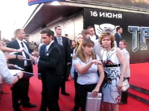Youtube: Transformers 2: Revenge of the Fallen Moscow Premiere (Shia LaBeouf)