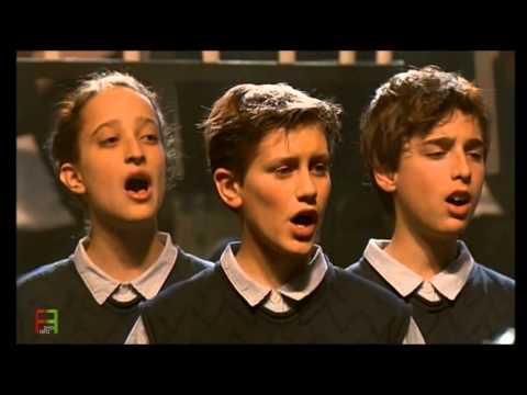 Youtube: Les Choristes ''Vois Sur Ton Chemin''