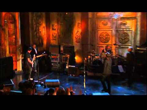 Youtube: U2 with Bruce Springsteen - "I Still Haven't Found What I'm Looking For" | 2005 Induction