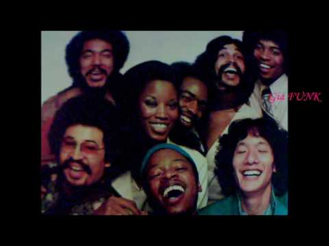Youtube: UBIQUITY - starbooty - 1978
