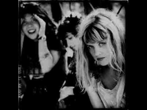 Youtube: Babes In Toyland - Pearl (Demo)