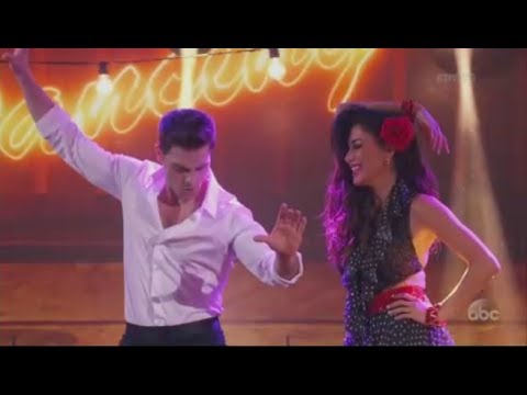Youtube: Nicole Scherzinger and Colt Prattes dance to "Do You Love Me" on DWTS