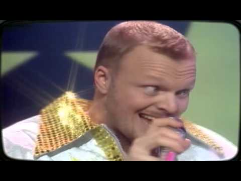 Youtube: Stefan Raab - Wadde hadde dudde da 2000