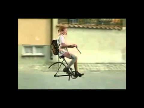 Youtube: Pippi Longstocking ignores physics for 12 minutes