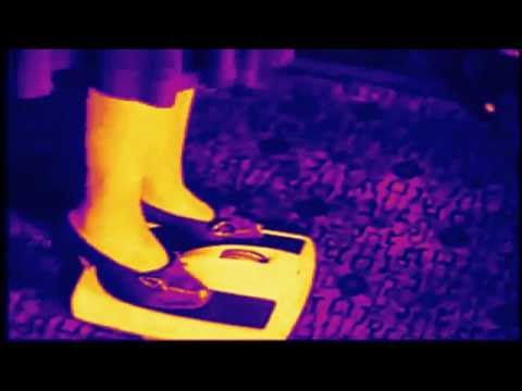 Youtube: Milch - Housefrau (Acid Jesus' Pure Sex Remix)