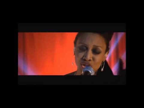 Youtube: BEVERLEY KNIGHT - mama used to say ( video )
