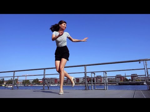 Youtube: 20s Charleston Dance - "Black Bottom"