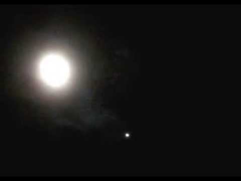 Youtube: BrIght Iridium Flare near the Moon