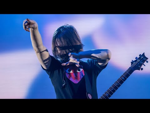 Youtube: Steven Wilson - Home Invasion / Regret #9 (In Concert at the Royal Albert Hall)