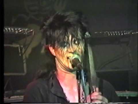 Youtube: Skinny Puppy - Assimilate @ Dolce Vita 1986