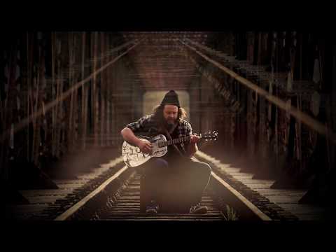 Youtube: THE INSPECTOR CLUZO - LITTLE GIRL AND THE WHISTLING TRAIN