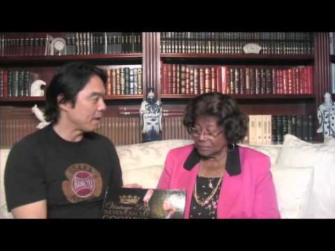 Youtube: Katherine Jackson thanks VoicePlate and Fans for Michael Jackson Tribute