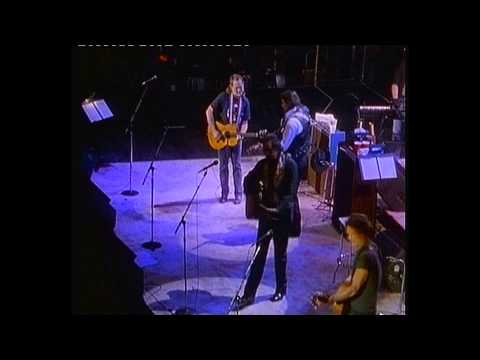 Youtube: Kris Kristofferson - Me and Bobby McGee - Highwaymen live at Nassau Coliseum, 1990