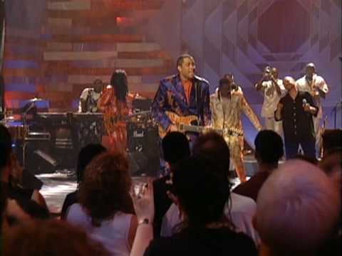 Youtube: Earth, Wind & Fire (9/16) - Thats the way of the world