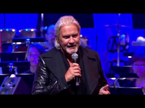 Youtube: Robert Wells Rhapsody in rock 30 år  Galway Girl Johnny Logan