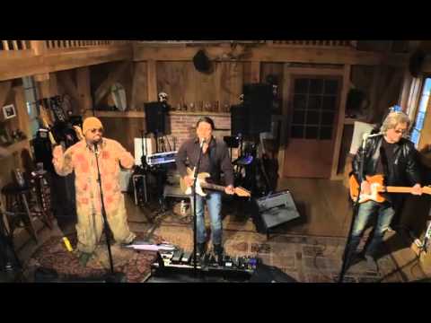 Youtube: I Can't Go For That ----- Cee Lo Green Live From Daryl's House