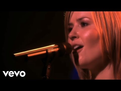 Youtube: Dido - White Flag (Live at Brixton Academy)