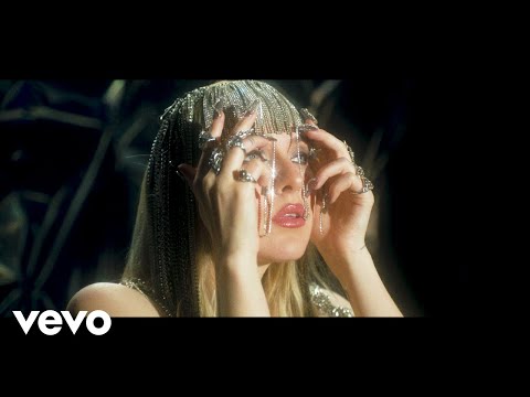 Youtube: ÁSDÍS - Angel Eyes (Official Music Video)