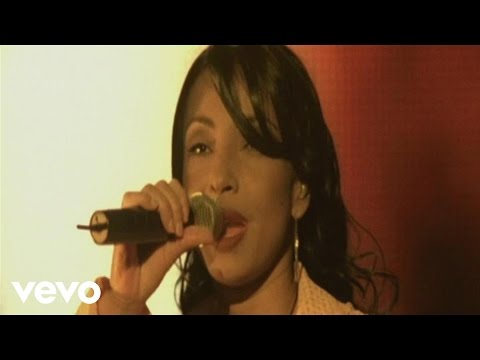 Youtube: Sade - Flow (Lovers Live)