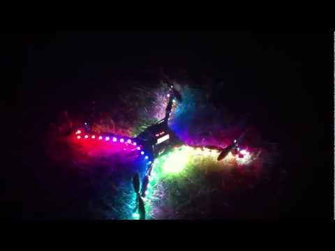 Youtube: Quadrocopter s RGB Led