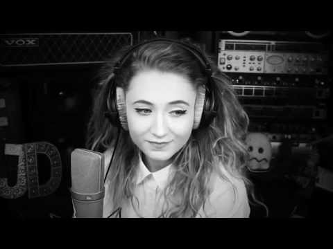 Youtube: Mad World - Gary Jules (Janet Devlin Cover)