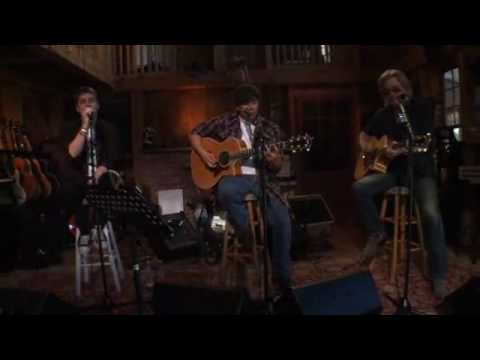 Youtube: "Kiss on My List "- Daryl Hall, Rob Thomas