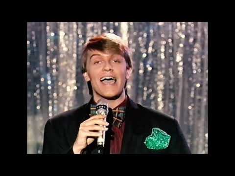 Youtube: Hape Kerkeling Sketch: Der Grand Prix Eurovision - die Punktewertung. Germany hui, England pfui ;-)