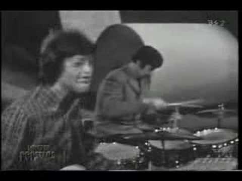 Youtube: The Spencer Davis Group - Keep on Running