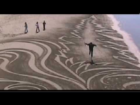Youtube: Sand Dancer