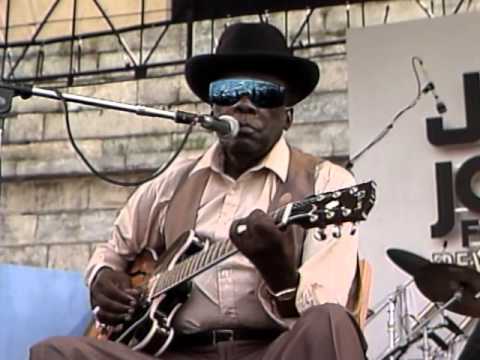 Youtube: John Lee Hooker - Full Concert - 08/17/91 - Newport Jazz Festival (OFFICIAL)