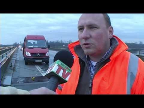 Youtube: Bauarbeiten Elbbrücke auf der B404 Geesthacht 17.01.2014