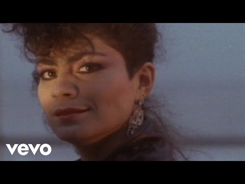 Youtube: Lisa Lisa & Cult Jam - Can You Feel the Beat